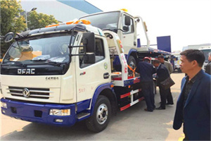 环县汽车道路救援拖车价格